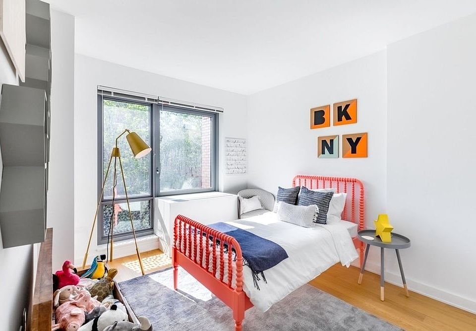 1st image of 535 Carlton Ave APT 520