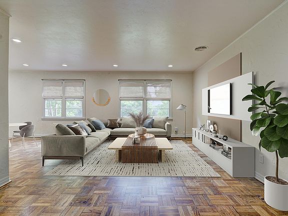 4th image of 2233 Ashley Dr