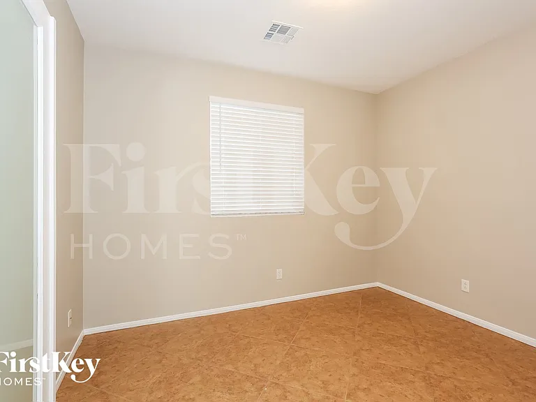 1849 Arch Stone Ave — Photo 10