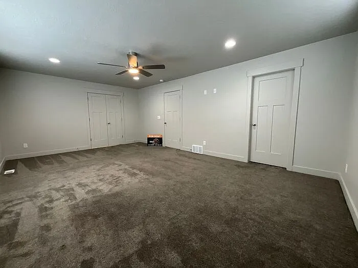 140 S Fenway Fields Dr — Photo 19