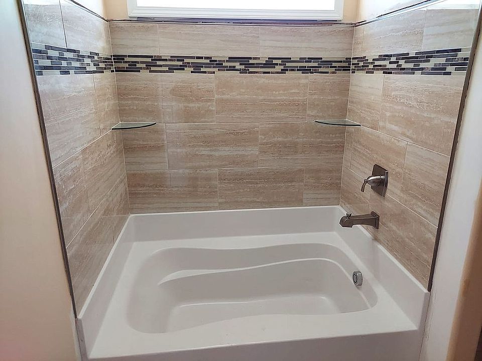 Master shower