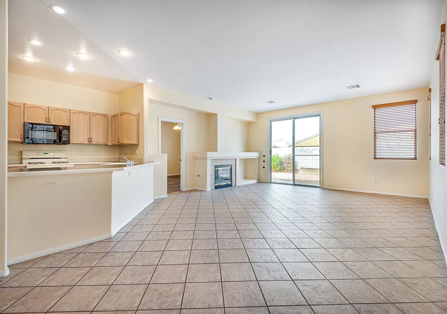 Hard to find Single Story * 3 Bedroom * 2 Car Garage — Photo 4