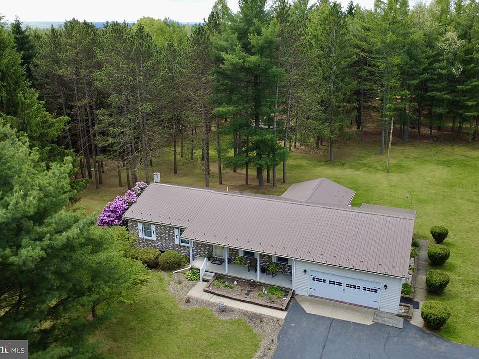 1st image of 375 Pine St