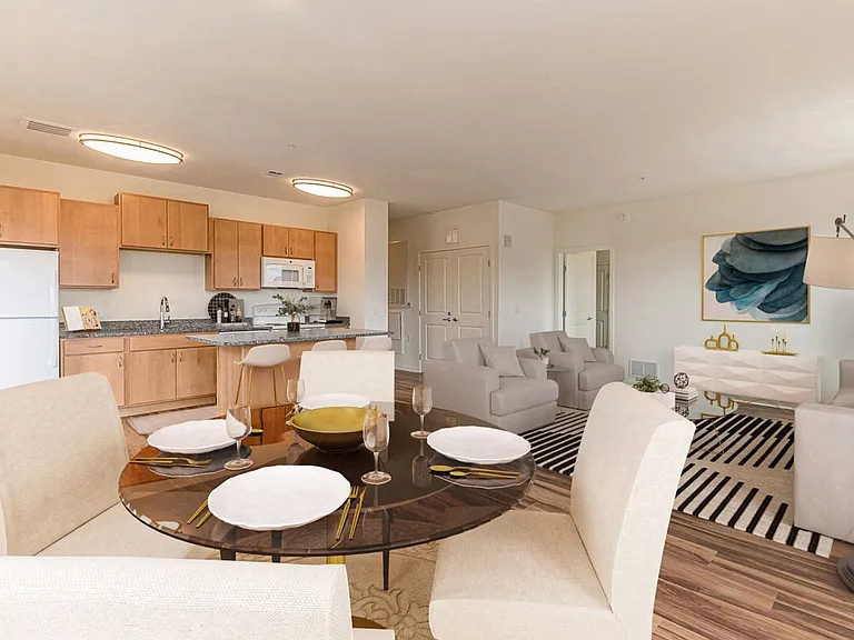 Ashlynn Ridge 55+ Apartments — Photo 33