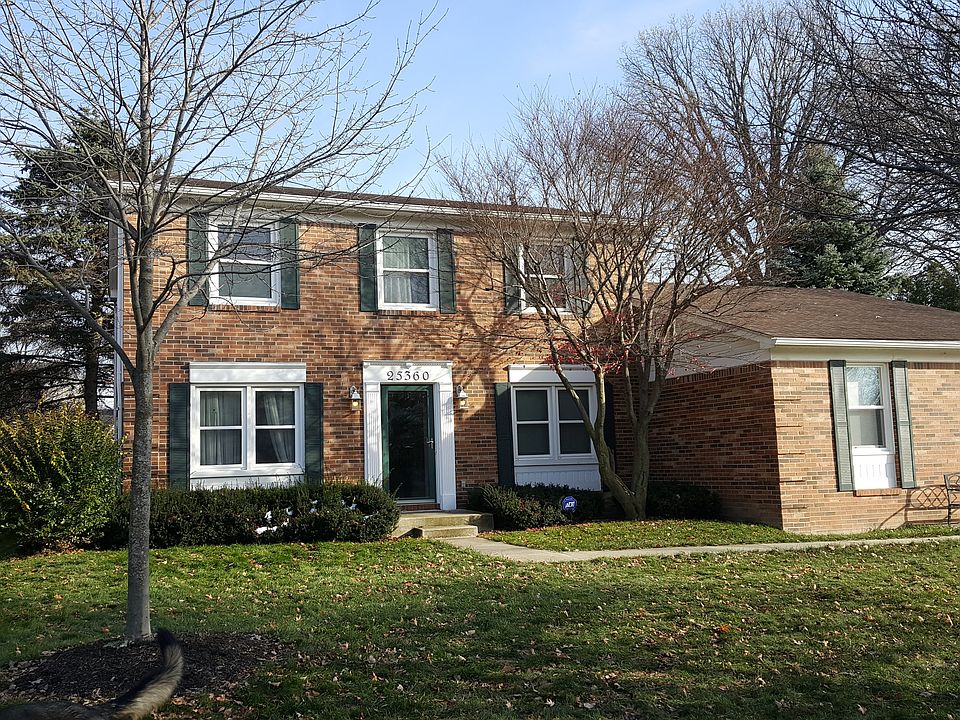 1st image of 25360 Surrey Ln