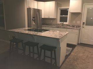 134 Oriole Rd, Commerce Township, MI 48382