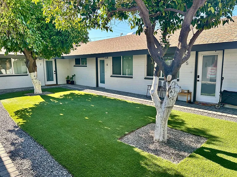 2302 N 29th Pl — Photo 27