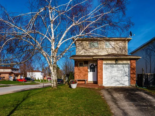 104 Hickling Trl, Barrie, ON L4M 5T4