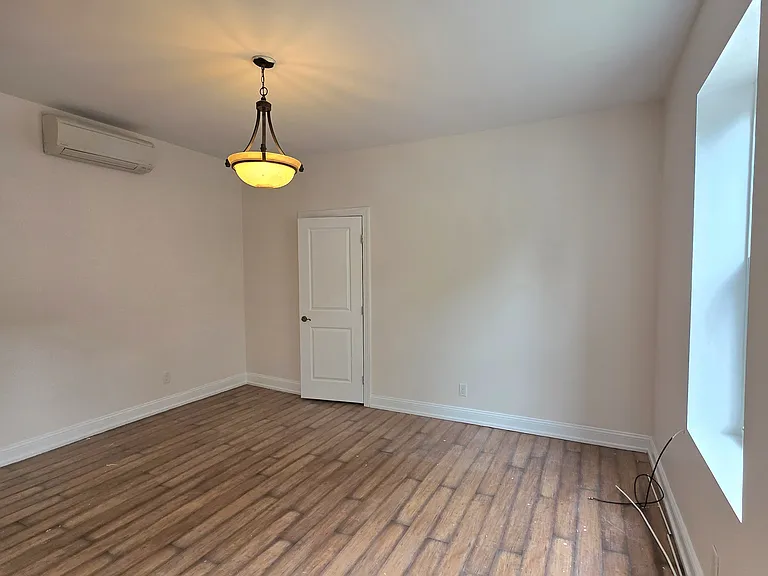 5252 Spruce St #1 — Photo 10