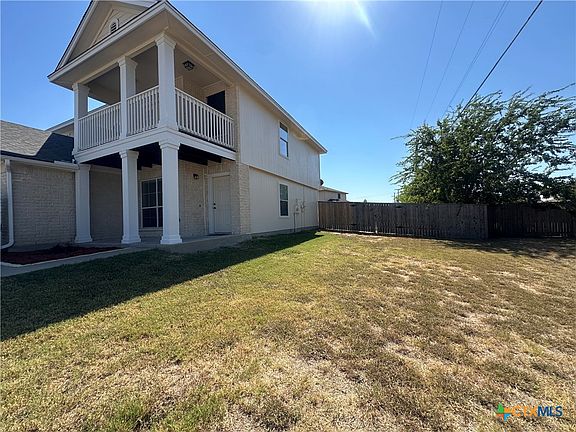 3rd image of 4706 Green Meadow St