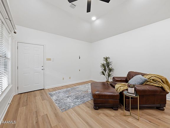 2nd image of 214 Chimney Rock Blvd