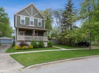 3716 Woodside Ave, Brookfield, IL