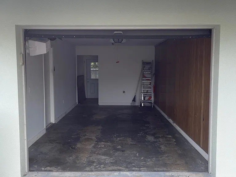 SINGLE CAR GARAGE WITH STORAGE AREA