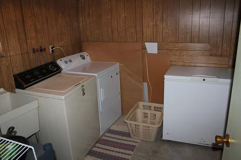 Thumbnail 12