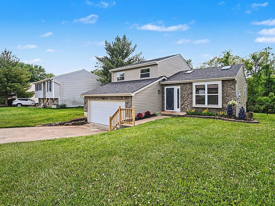 1st image of 131 Hillwood Ct