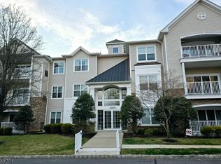 2104 Conrad Way #2104, Somerset, NJ 08873