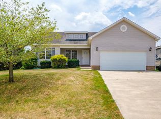677 Elm St, Broadway, VA 22815