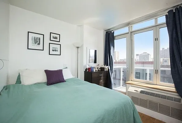 Rented by REAL New York | media 24