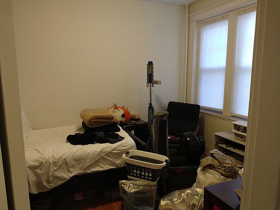 5th image of 78 Glenville Ave APT 10