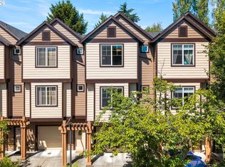 621 SW Dillan Dr, Beaverton, OR 97006