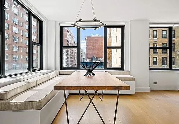 3rd image of 139 E 63rd St APT 7B