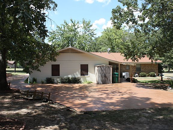 3rd image of 105 Sleepy Hollow Ln