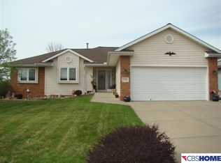 7518 Vane St, Omaha, NE 68122