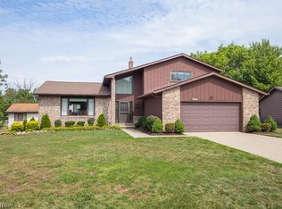 4835 Stacy Ct, Richmond Heights, OH 44143