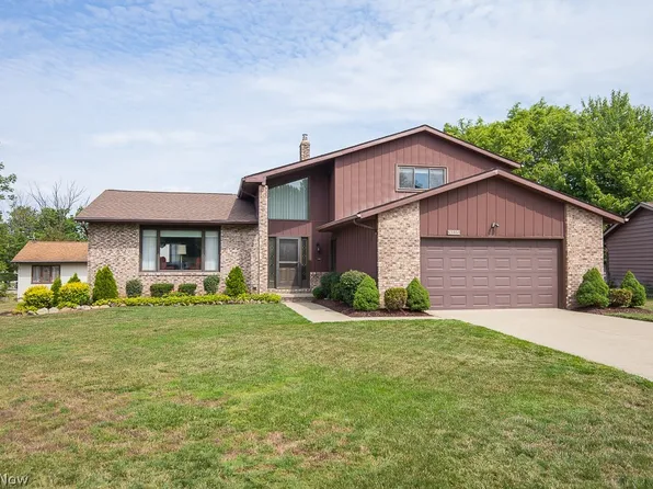 4835 Stacy Ct, Richmond Heights, OH 44143