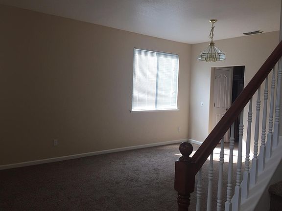 5th image of 2507 Maybrook Dr