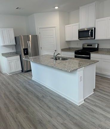 2nd image of 943 Renova Dr