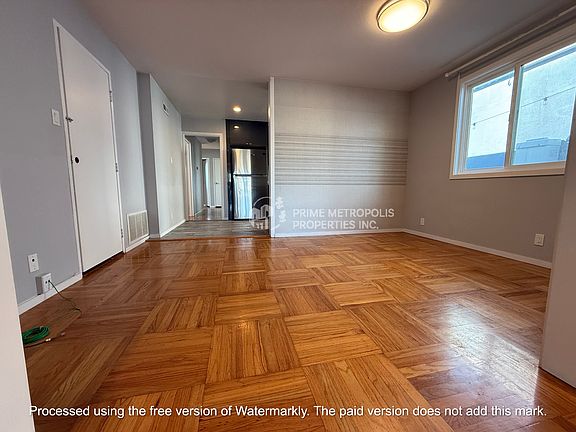 4th image of 128 Edgemont Dr