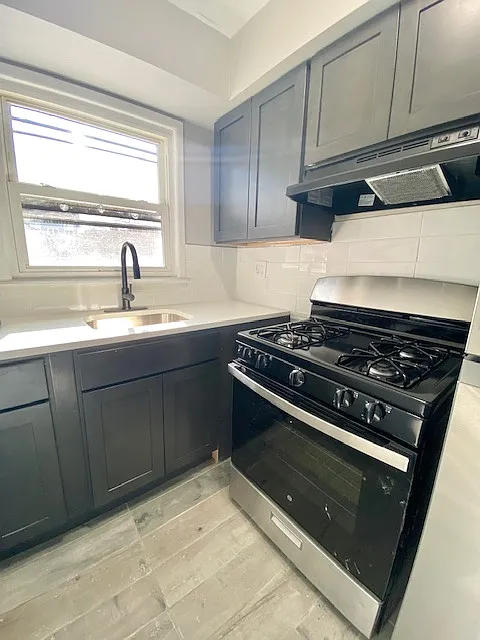 2 bed, $1,875 — Photo 2