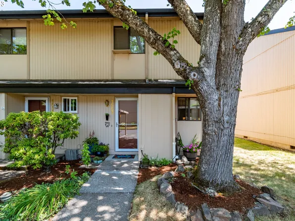 1557 Fetters Loop, Eugene, OR 97402