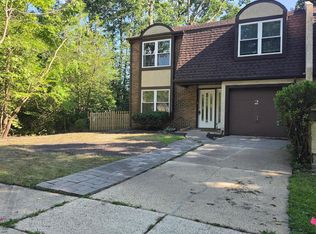 2 Goshawk Ct, Voorhees, NJ 08043