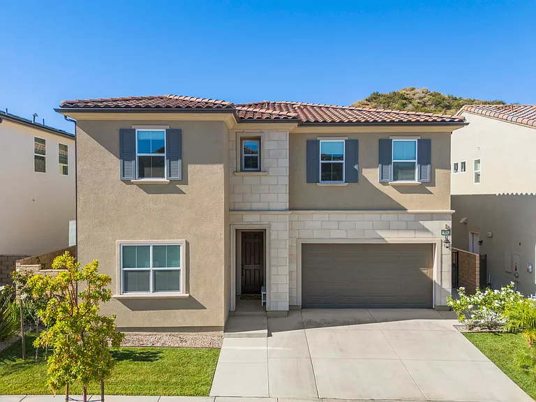 19212 Blackthorn Dr — Photo 67