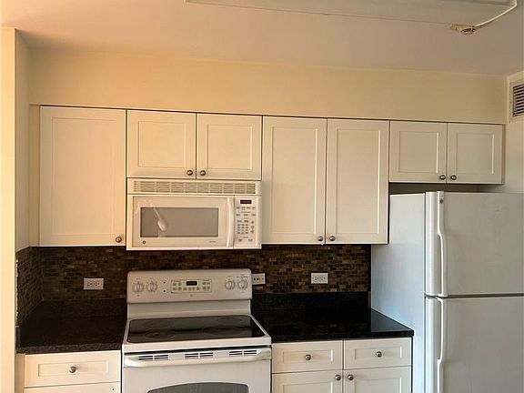 4th image of 300 Mamaroneck Ave APT 729