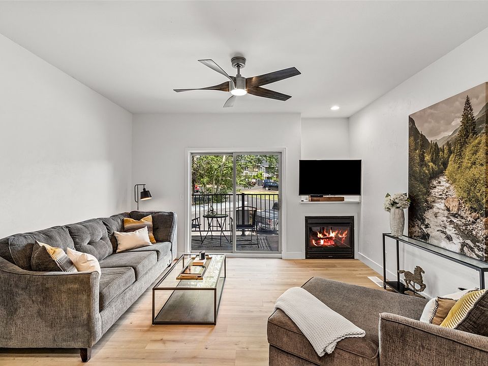 1st image of 493 Eaglepointe Court UNIT 3