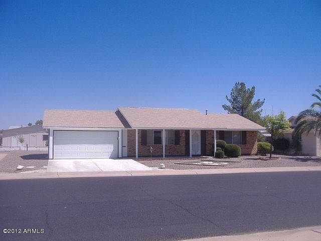 1st image of 10816 W Cumberland Dr