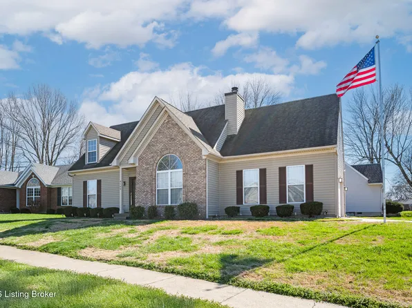 8100 Eagles Crest Ct, Louisville, KY 40291