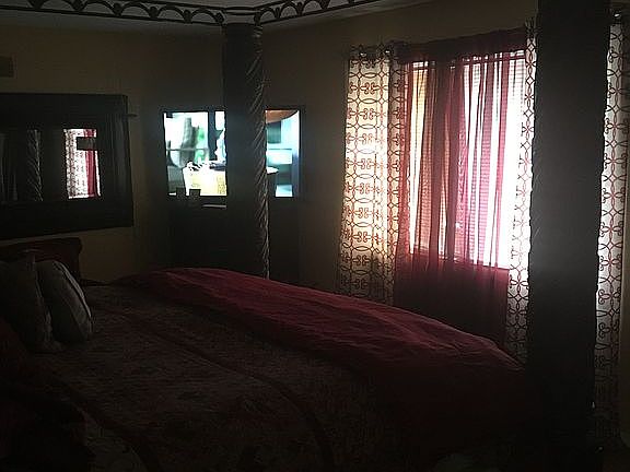 2nd image of 3221 Gina Dr