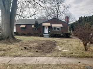 2407 Tremainsville Rd, Toledo, OH 43613