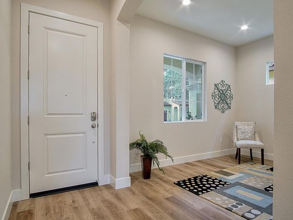 3rd image of 8750 Evergreen Ct