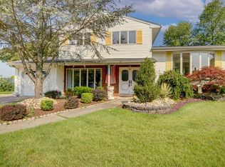 76 Kierst St, Parlin, NJ 08859