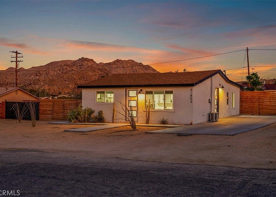 1st image of 61853 Grand View Cir
