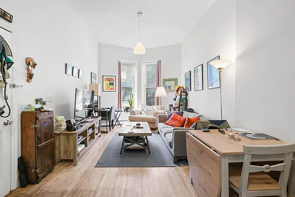 Sold by Compass | media 12