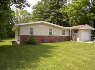 6333 Cernech Rd, Kansas City, KS 66104