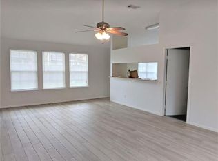 9822 Golden Eagle St, Conroe, TX 77385
