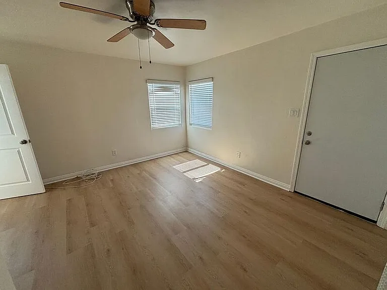634-638 E Lemon Ave #634 — Photo 21