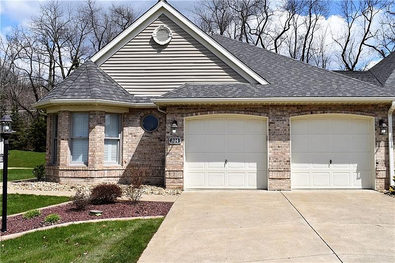 1st image of 804 Hunt Club Dr